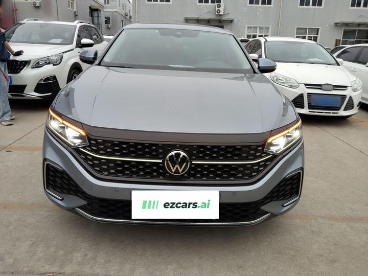 Passat 2022 330TSI Luxury photo 2