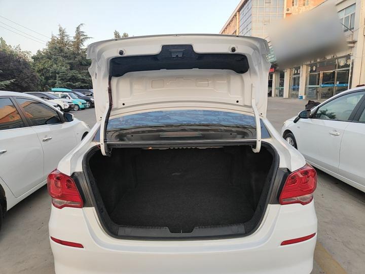 Cavalier 2016 1.5L AT photo 8
