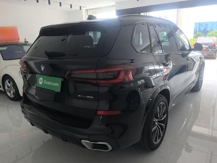 X5 2022 Facelift xDrive 30Li Exclusive M Sport Package photo 4