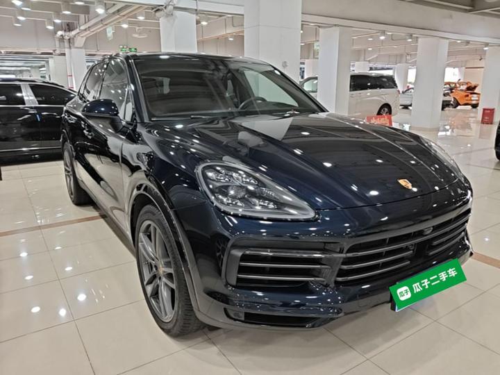 2023 Cayenne 3.0T Platinum photo 3