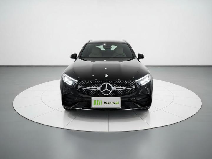 GLC 2024 Facelift GLC 300 L 4MATIC Dynamic 5-Seater photo 2