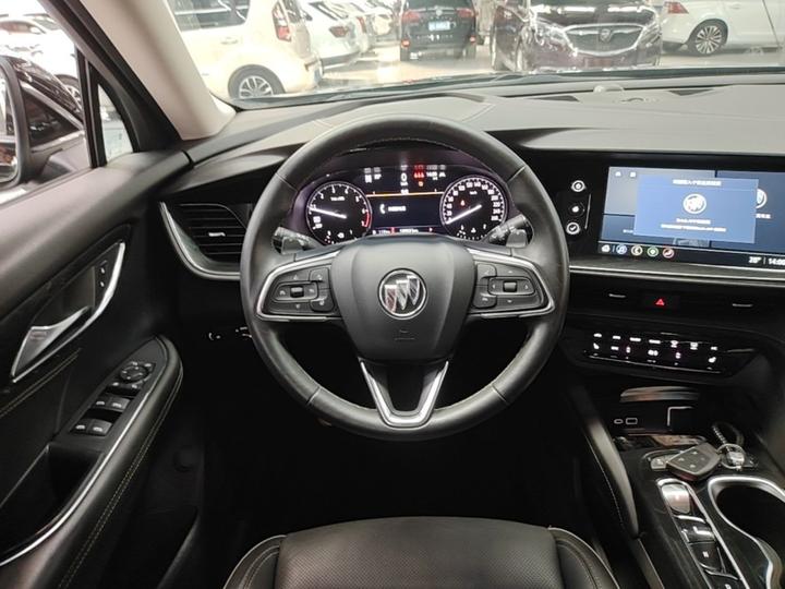 2023 Envision Plus 652T 5-Seater AWD Luxury photo 2