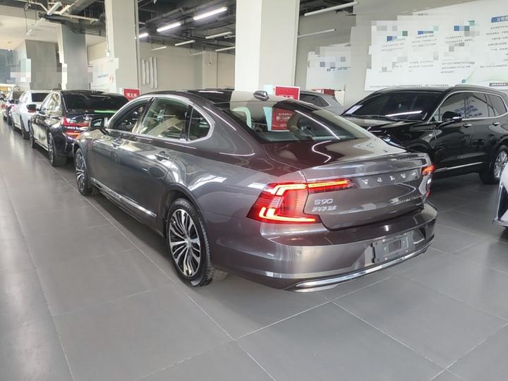 S90 2024 B5 Luxury photo 4