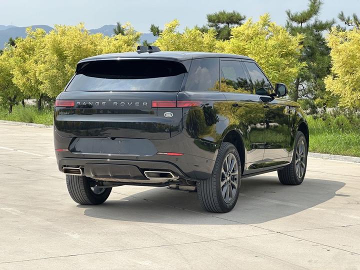 Range Rover Sport 2023 400PS Dynamic SE photo 5
