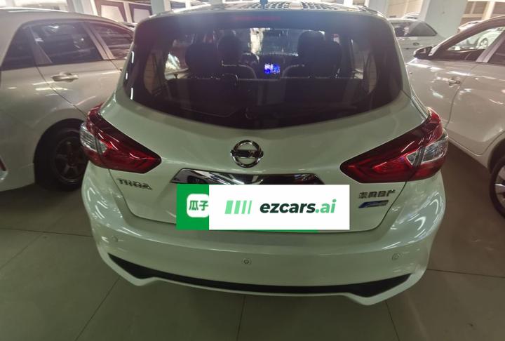 Tiida 2016 1.6L CVT photo 5