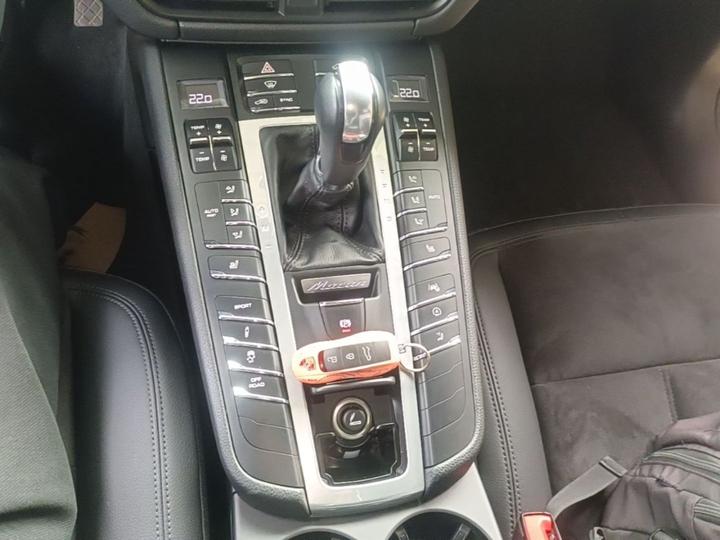 2018 Macan 2.0T photo 5