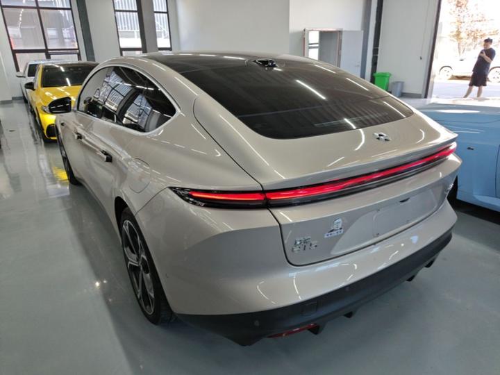 ET5 2022 75kWh photo 4