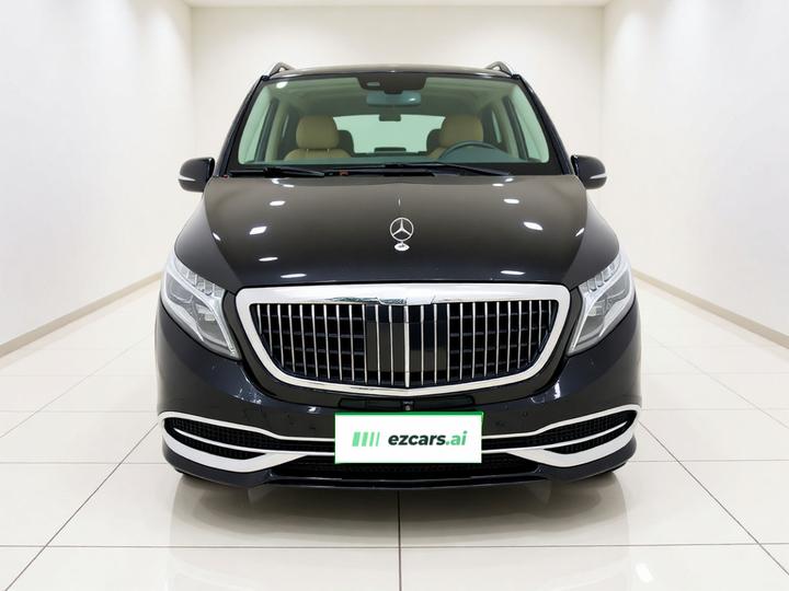 V-Class 2020 V 260 L Long Wheelbase Luxury photo 2