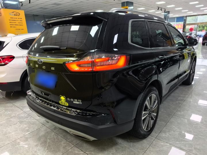 Edge 2021 PLUS EcoBoost 245 RWD 5-Seater photo 4