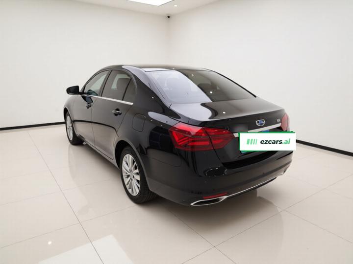 Emgrand 2018 1.5L MT photo 4