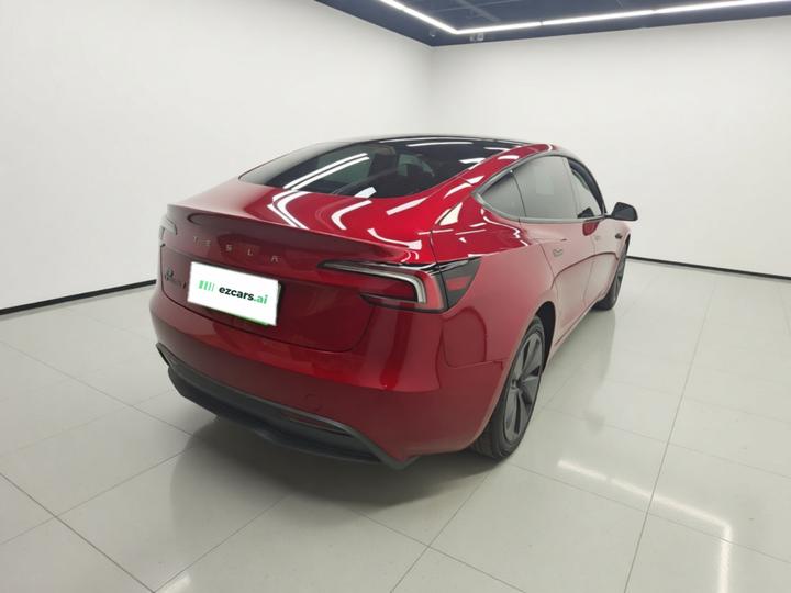 Model 3 2023 RWD photo 4