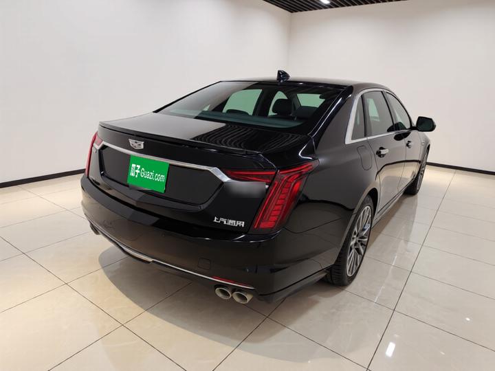 CT6 2022 28T Premium photo 4