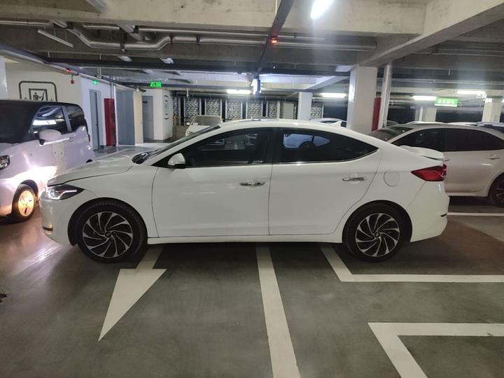 Elantra 2019 1.5L CVT Smart Elite photo 4