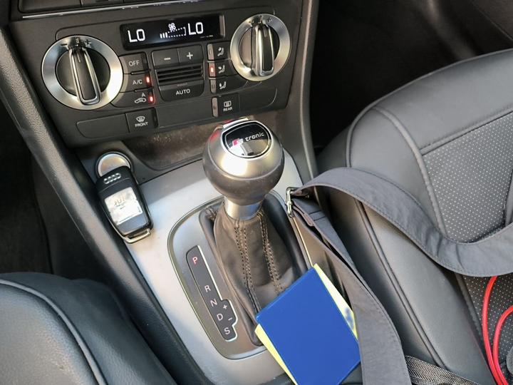 Q3 2013 35 TFSI Progressive photo 6