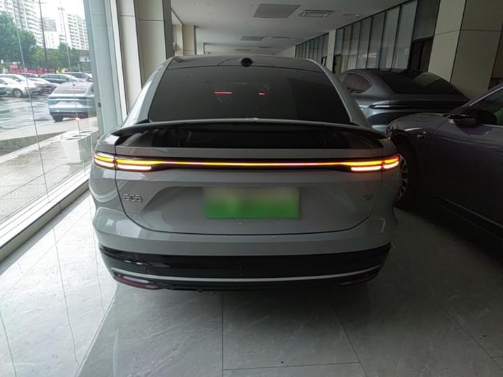 EC6 2025 75kWh photo 3