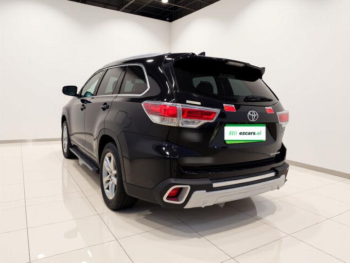 Highlander 2015 2.0T AWD Luxury 7-Seater photo 4