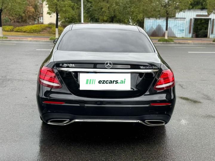 E-Class 2018 E 200 L Sport photo 3