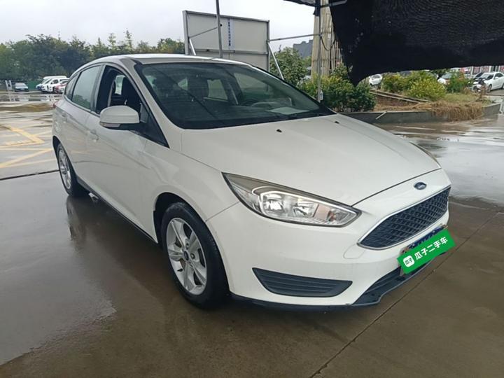 Focus 2018 Hatchback Classic 1.6L AT Comfort photo 3