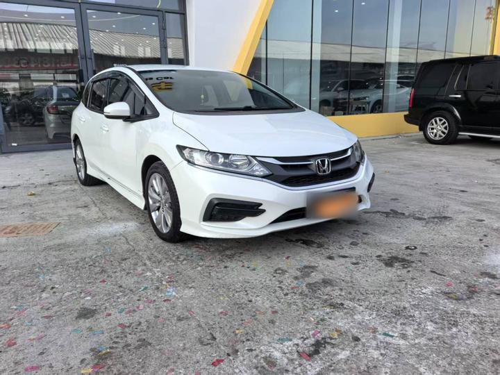 Jade 2017 1.8L AT Classic 5-Seater photo 3