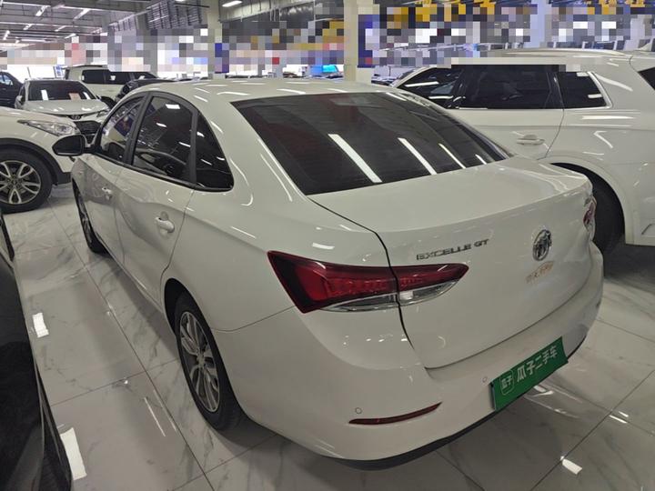 Excelle 2021 Facelift 1.3T AT Mild Hybrid Elite photo 4