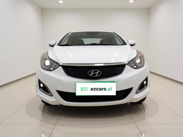 Elantra 2016 1.6L MT Premium photo 2