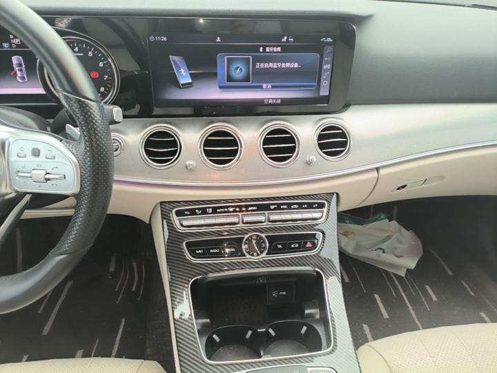 E-Class Imported 2019 E 200 Sport photo 4