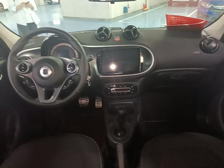 forfour 2018 1.0L 52 photo 5