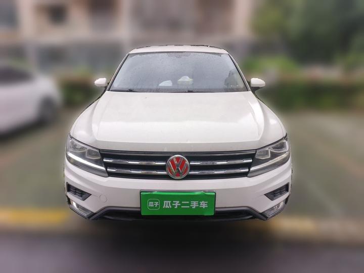 Tiguan L 2018 330TSI AT RWD photo 2