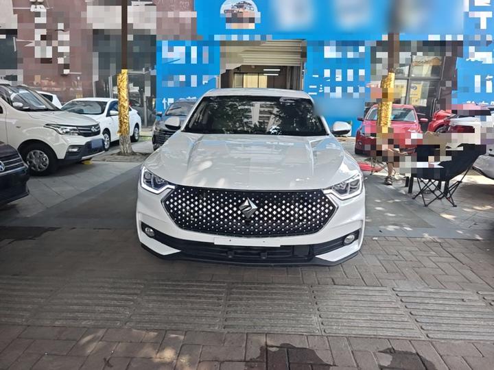 RC-6 2019 1.5T CVT 24 Luxury photo 2
