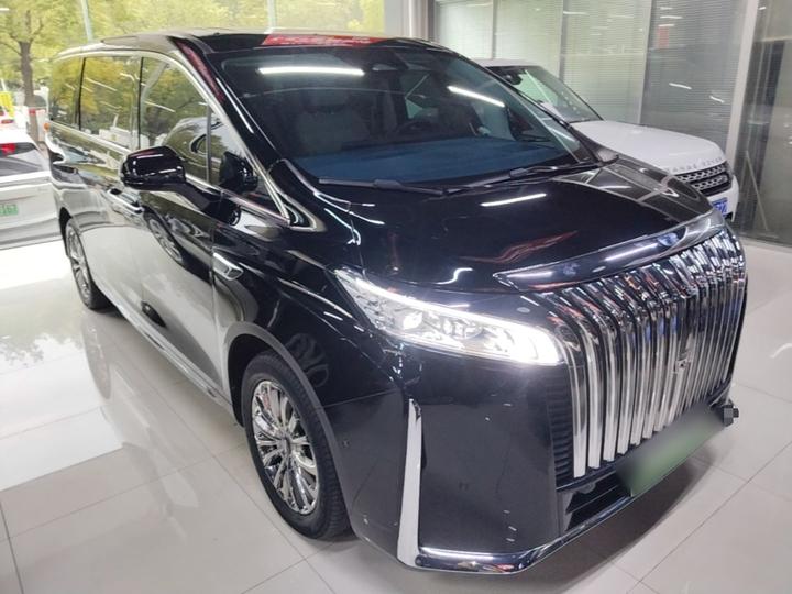 2023 AWD Flagship photo 3