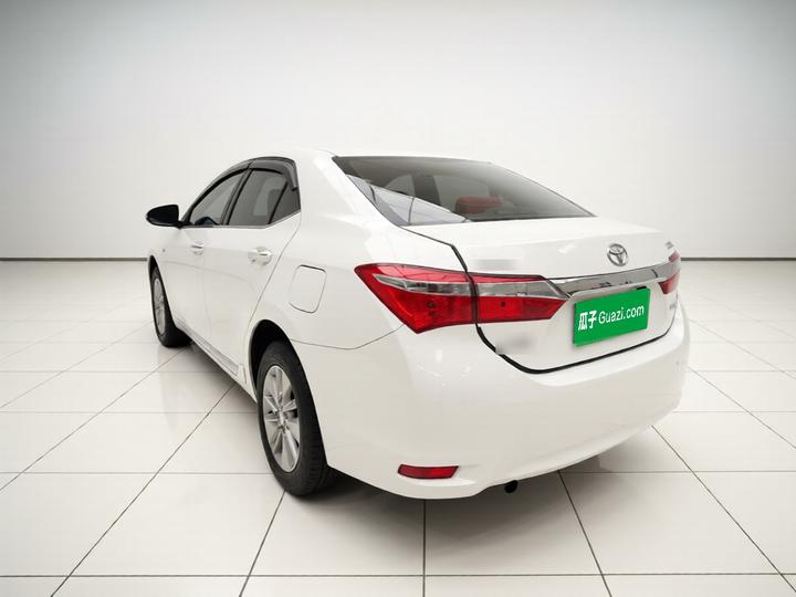 Corolla 2017 Facelift 1.6L S-CVT GL photo 4