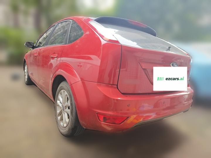 Focus 2013 Hatchback Classic 1.8L MT photo 4