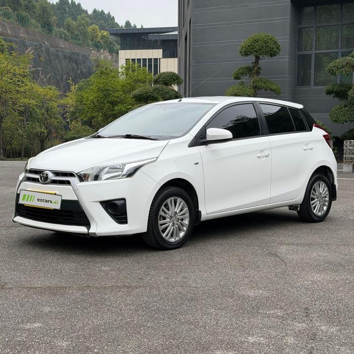 YARiS L 2015 1.5E AT