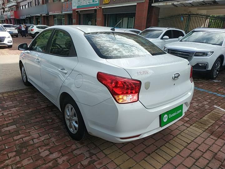 Verna 2017 1.4L MT China V photo 4