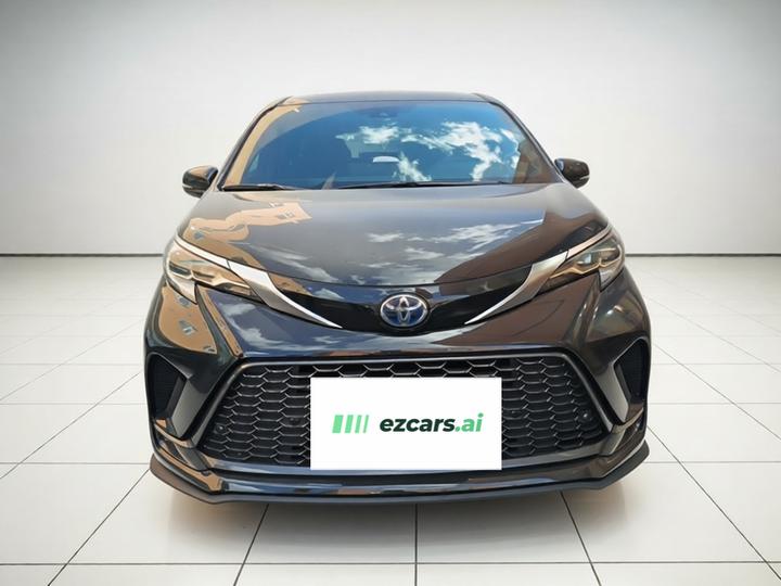 Granvia 2022 2.5L Hybrid Flagship photo 2
