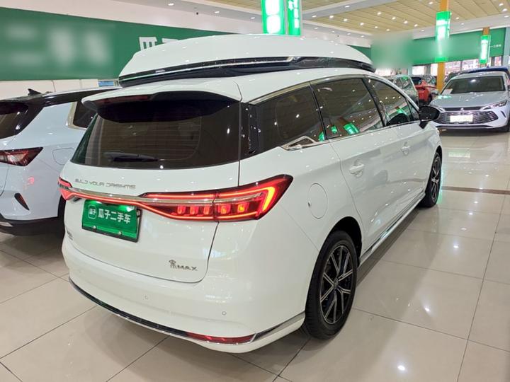 Song MAX EV 2022 DM-i 105KM Executive photo 4