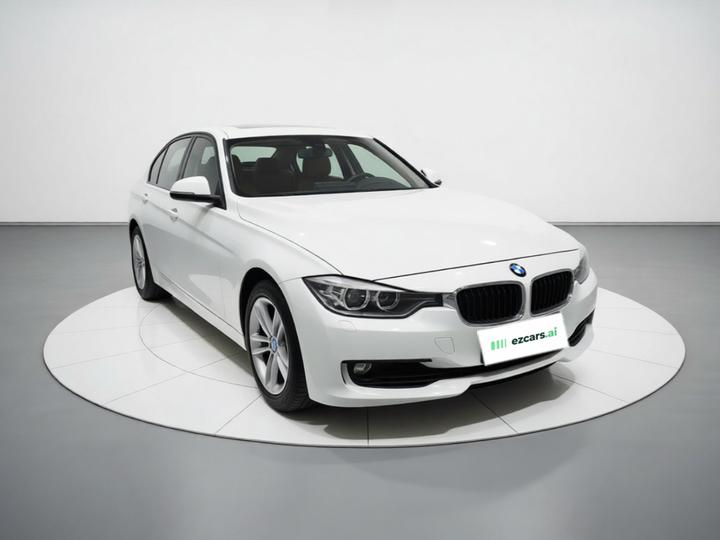 3 Series 2013 320i Sport Design Package photo 3