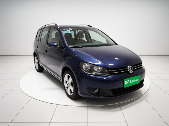 2011 1.4T DSG 5-Seater photo 3