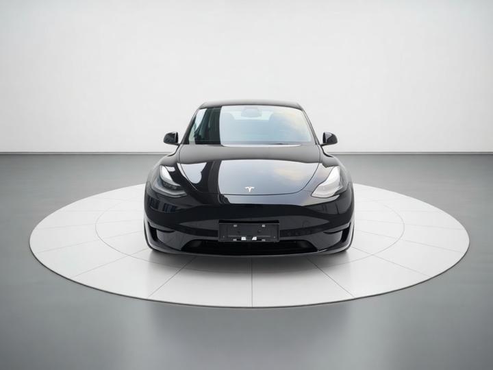 Model Y 2022 RWD photo 2