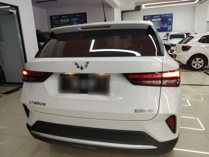 Wuling 2022 1.5L MT photo 3