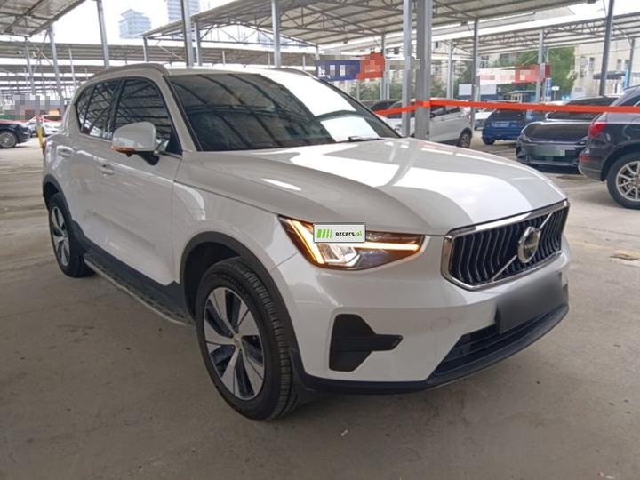 XC40 2023 B3 Luxury photo 5