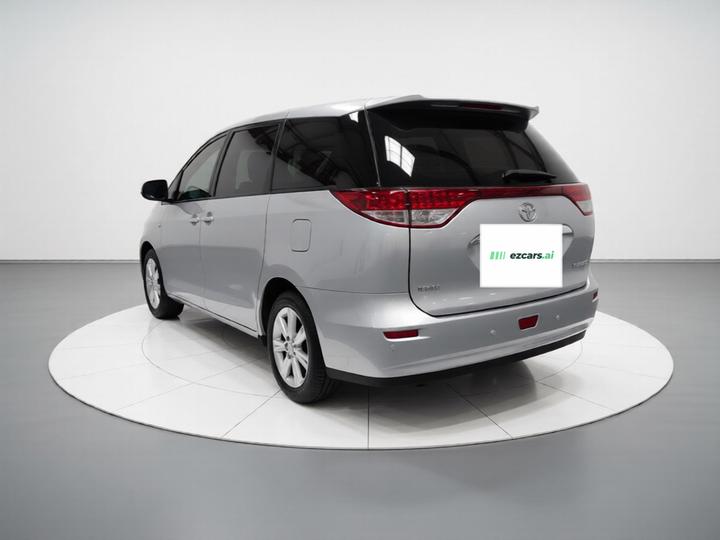 Previa 2006 2.4L 7 Luxury photo 4