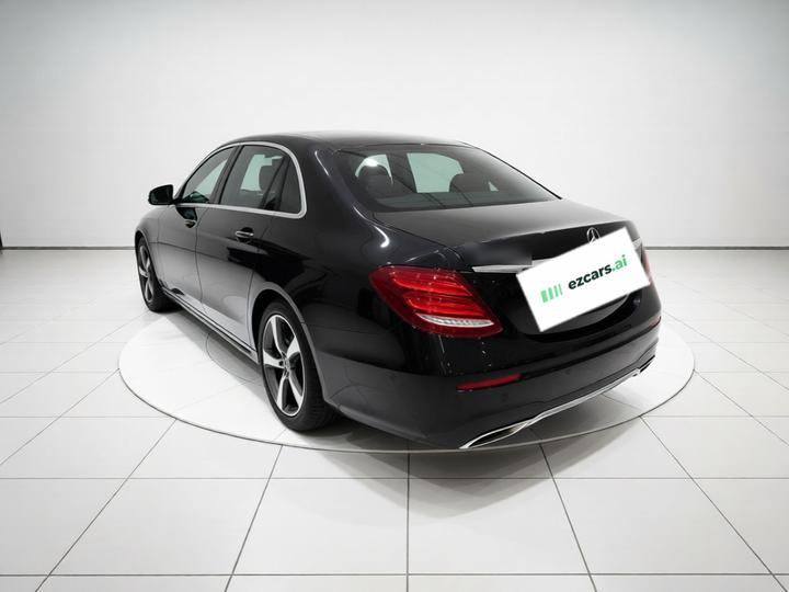 E-Class 2018 Facelift E 200 L Sport 4MATIC photo 4
