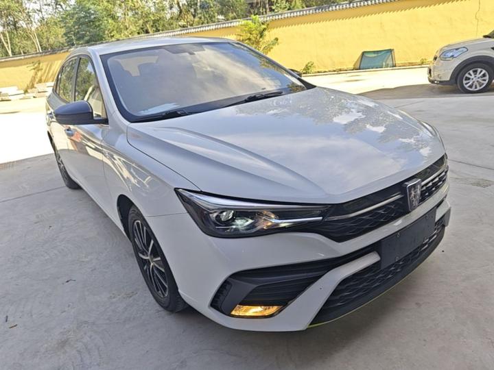 i5 2021 1.5L MT Platinum photo 3
