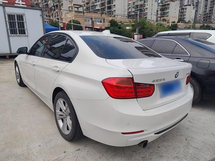 3 Series 2015 320i Sport Design Package photo 4