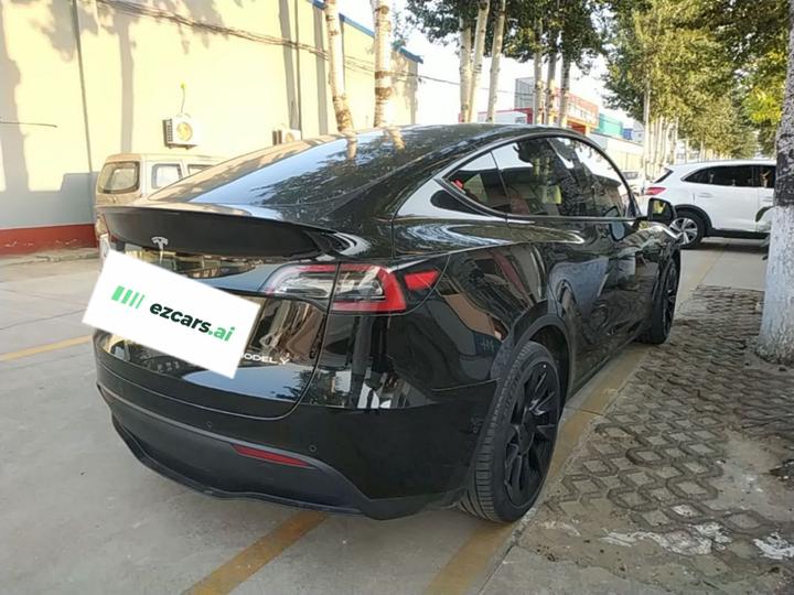 Model Y 2022 Facelift RWD photo 6