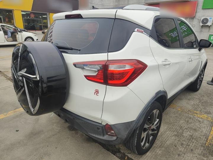 Yuan 2016 1.5L AT photo 4