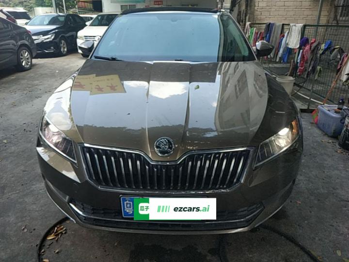 Superb 2016 TSI280 DSG photo 2