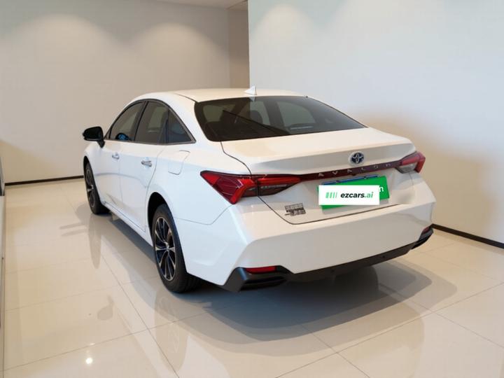 Avalon 2023 Hybrid 2.5L Luxury photo 4