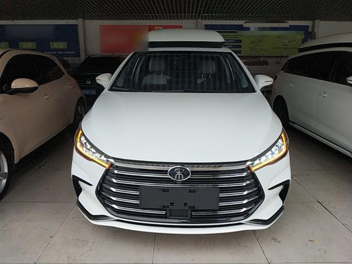 Song MAX EV 2022 DM-i 105KM Executive photo 2